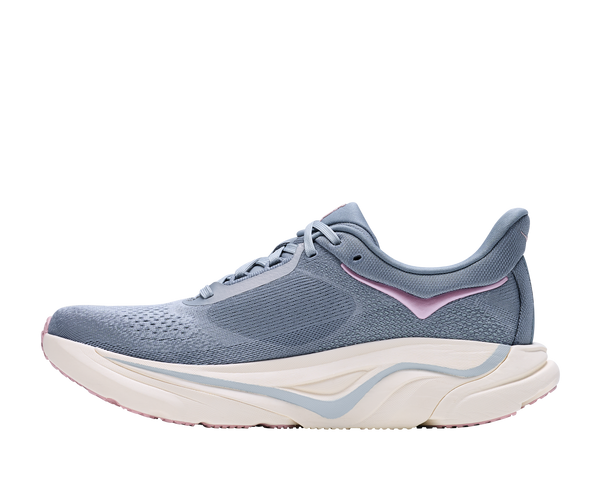 Women's Arahi 9
