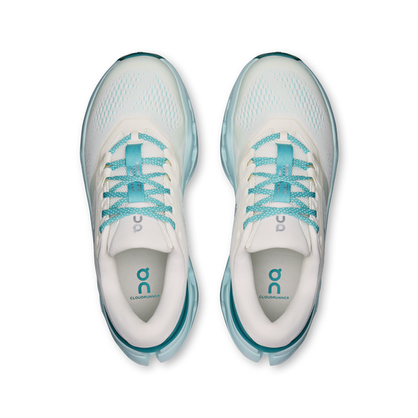 Women's Cloudrunner 3