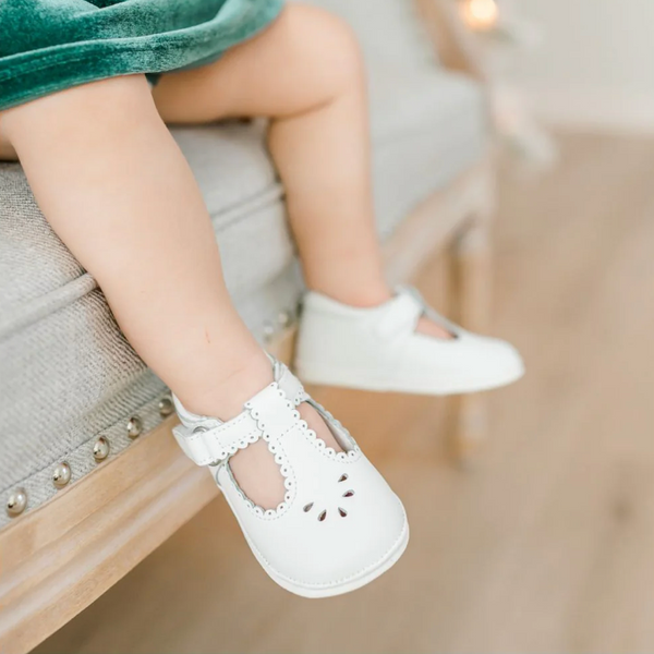 Dottie Scalloped T-Strap Mary Jane (Infant/Toddler)