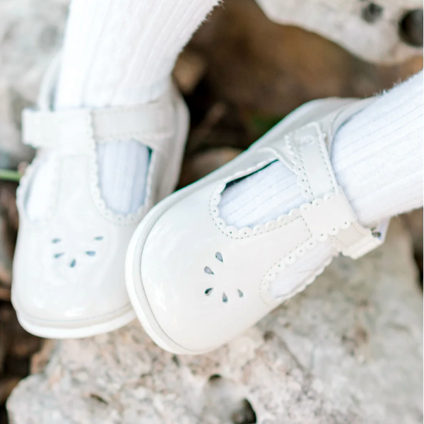 Dottie Scalloped T-Strap Mary Jane (Infant/Toddler)