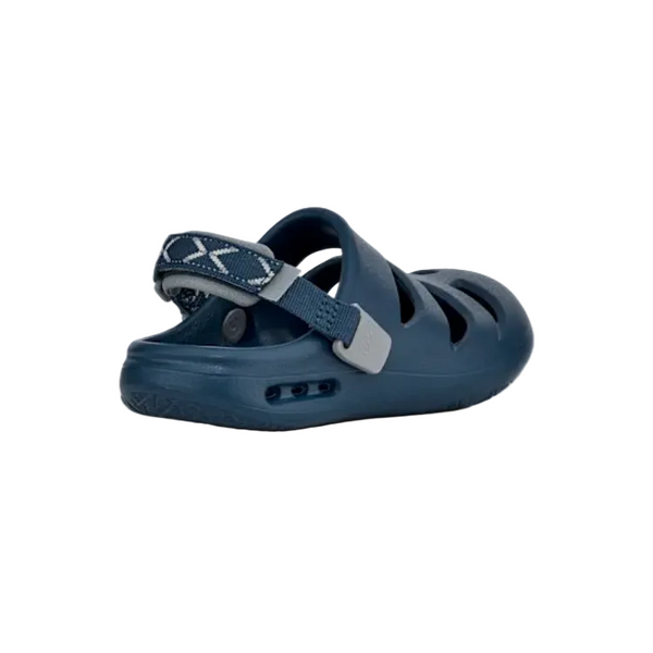 ApreAqua Closed-Toe Water Sandal