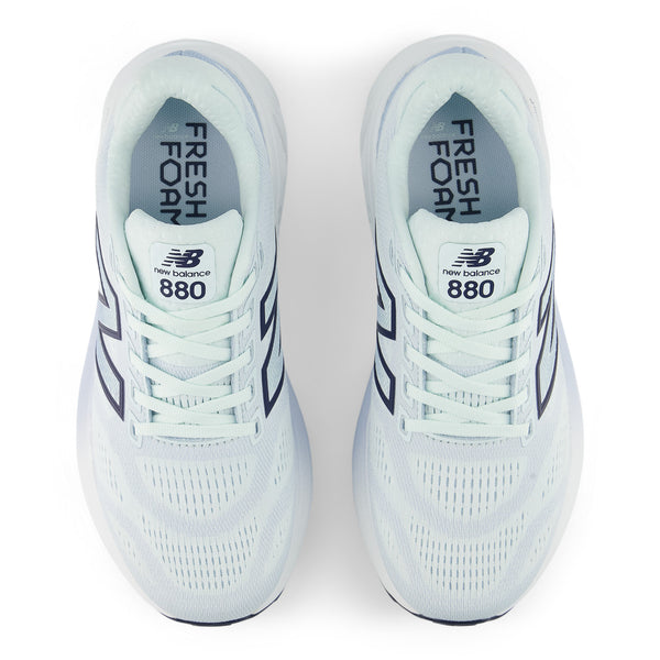 Women's 880 v15