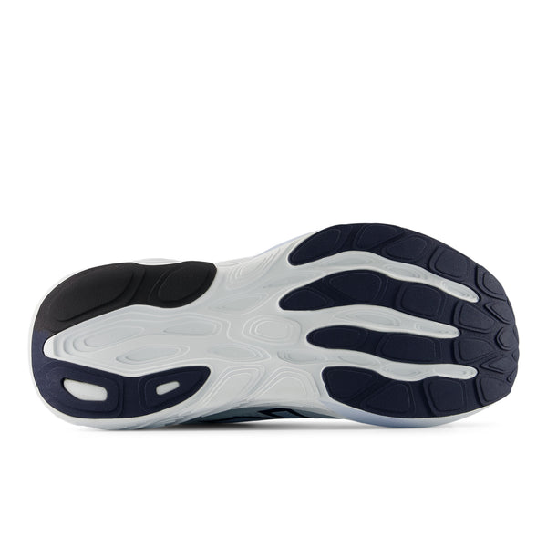 Women's 880 v15