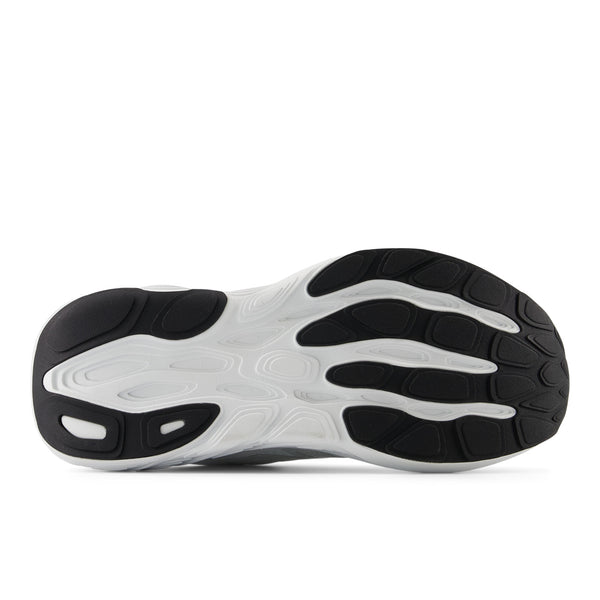 Women's 880 v15