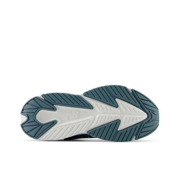 Rave Run v2 Bungee Lace with Top Strap (Little Kid)