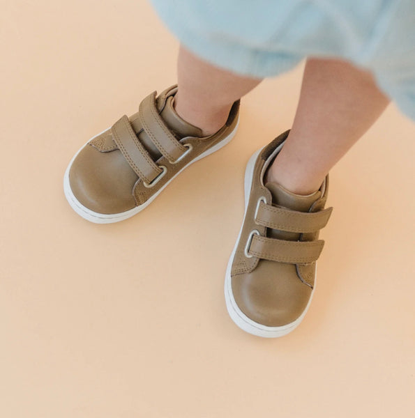 Kyle Double Velcro Sneaker (Toddler/Little Kid)